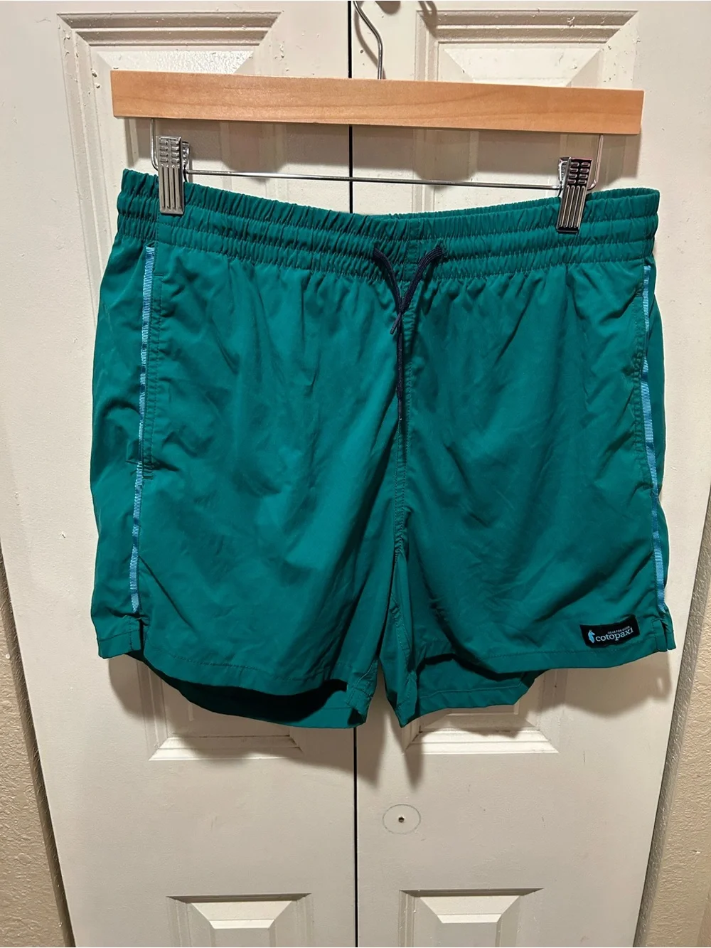 Cotopaxi Men’s Brinco Green Shorts Athletic Casual , size M